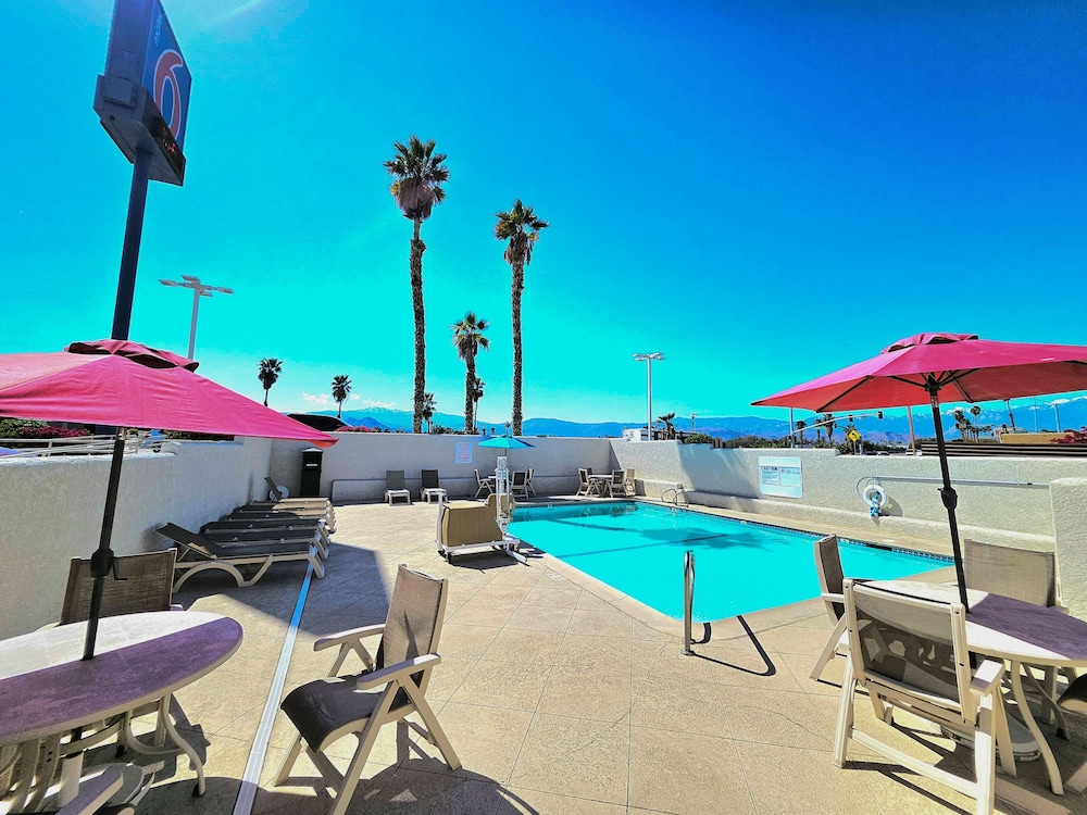 Motel 6 Palm Desert CA Palm Springs Area - photo 12