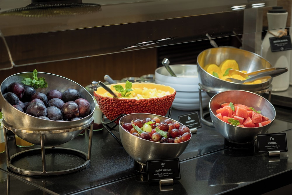 מזון ומשקאות