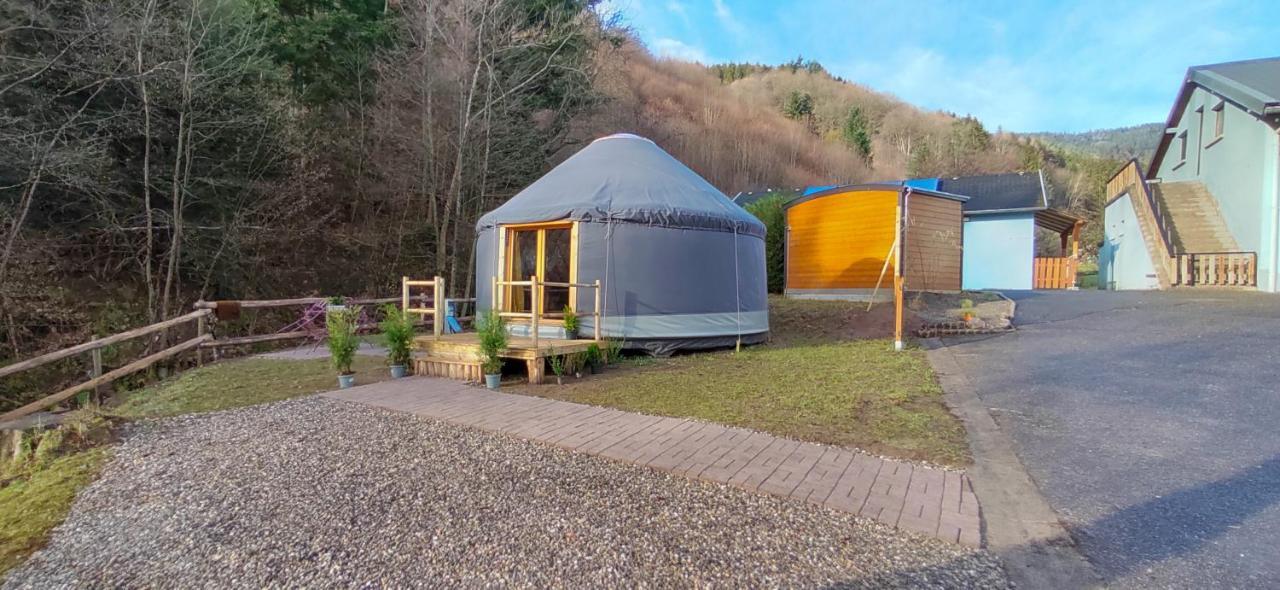 Yourte Des Verts Bois — hotel in Freland