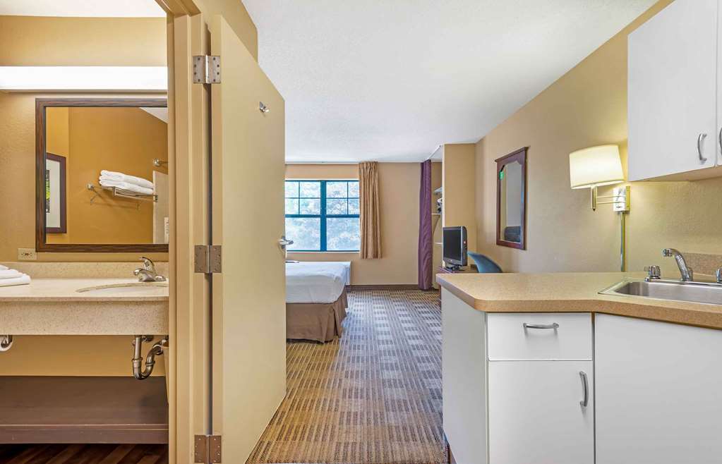 Extended Stay America Suites Princeton West Windsor - photo 12