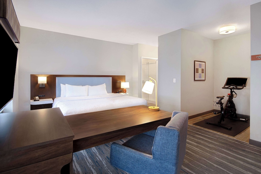 Hampton Inn & Suites Dayton Vandalia - photo 28