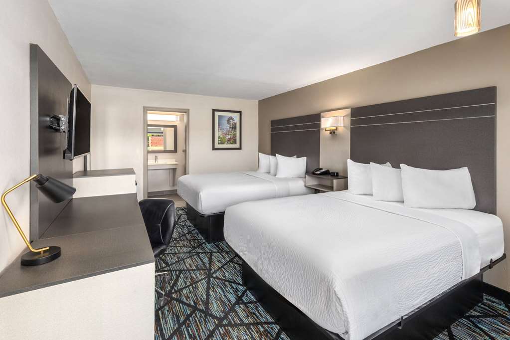 Baymont by Wyndham Dothan - photo 17