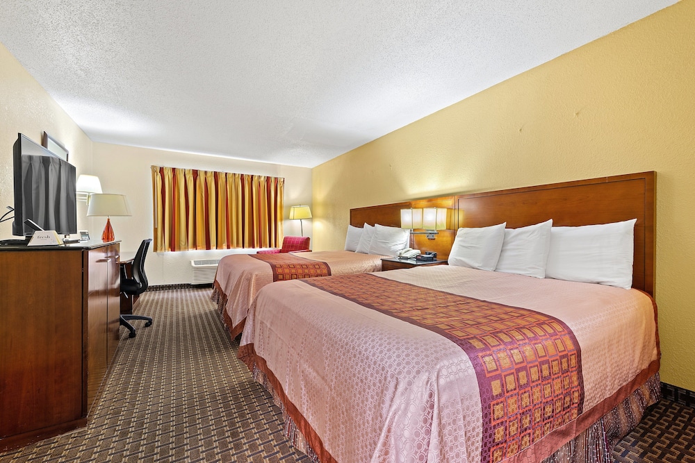 Geneva Motel Inn - photo 17