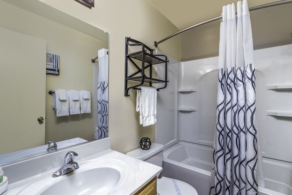 Affordable Corporate Suites of Overland Drive - photo 59