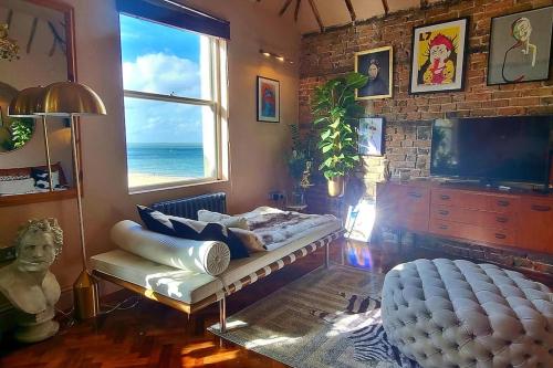 Stunning Sea View Penthouse — 4-Star Luxury Hotel in Ramsgate, United Kingdom