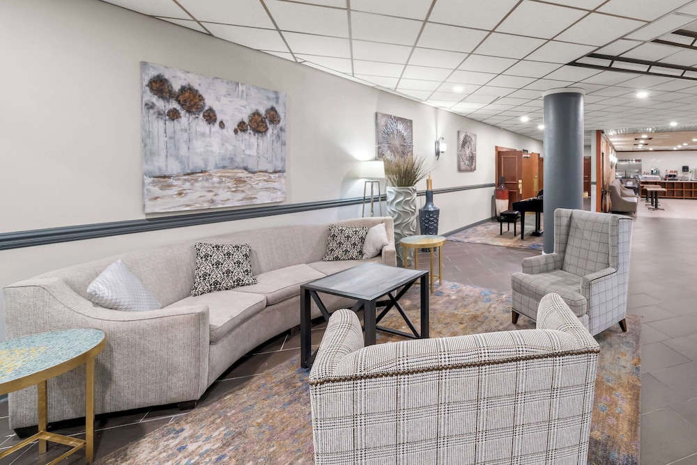 Kearney Inn And Convention Center - photo 2