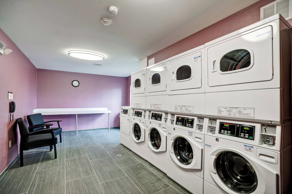 Residence Inn Hamilton - photo 20