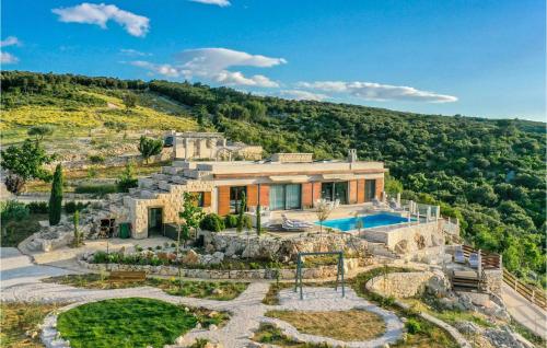 Villa Dol Hills Estate — 5-Star Luxury Hotel in Postira, Croatia