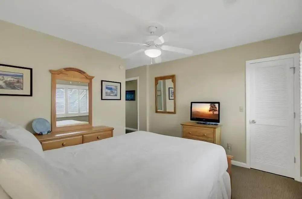 Mariners Walk 4F by Wild Dunes Ocean View - photo 2