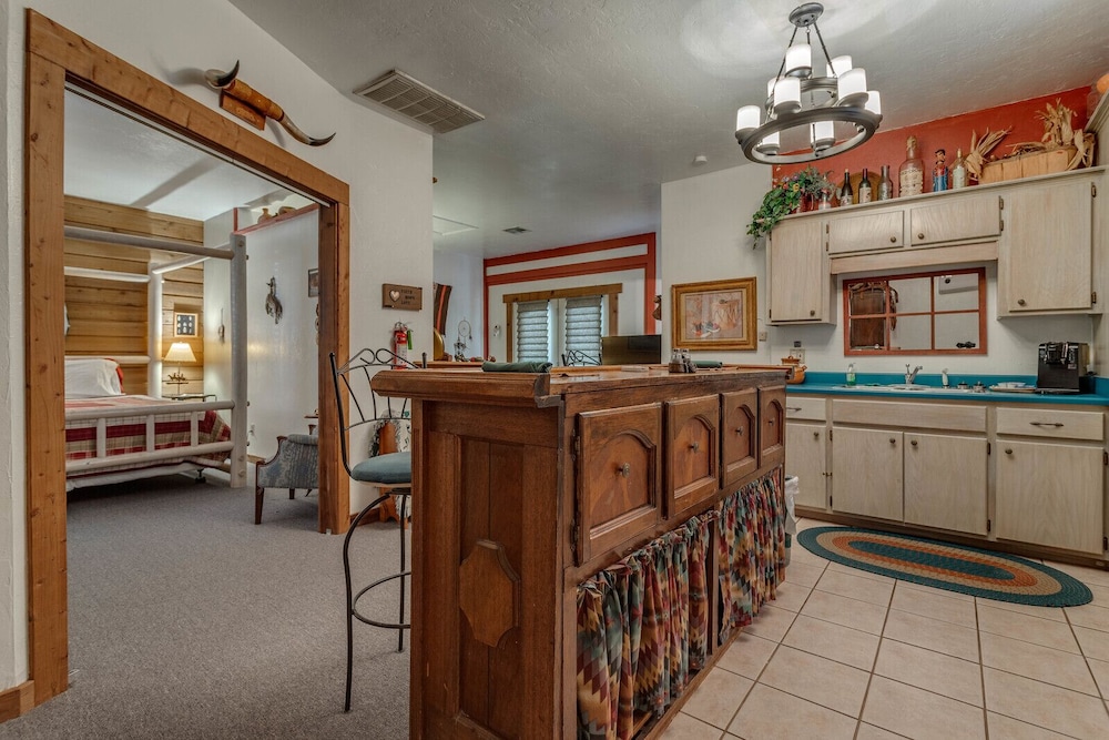 The Whispering Pines Inn Bed & Breakfast - photo 28