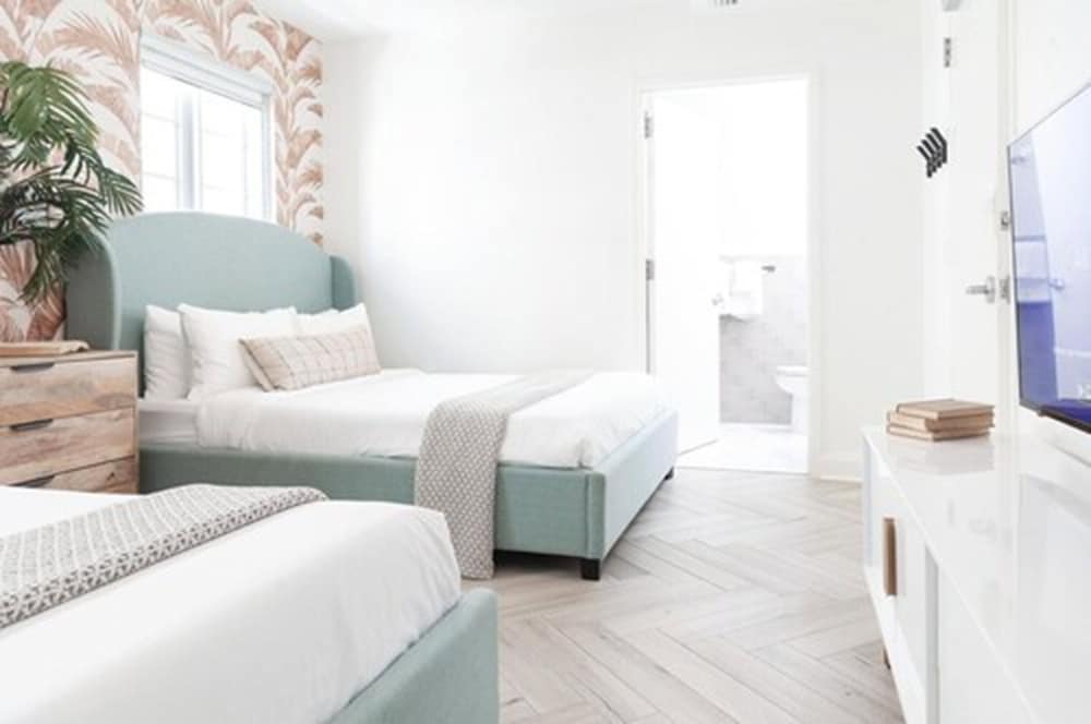 Luxuri Suites - photo 43