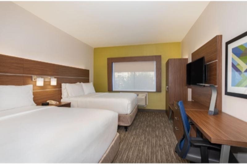 Holiday Inn Phoenix Tempe - photo 3