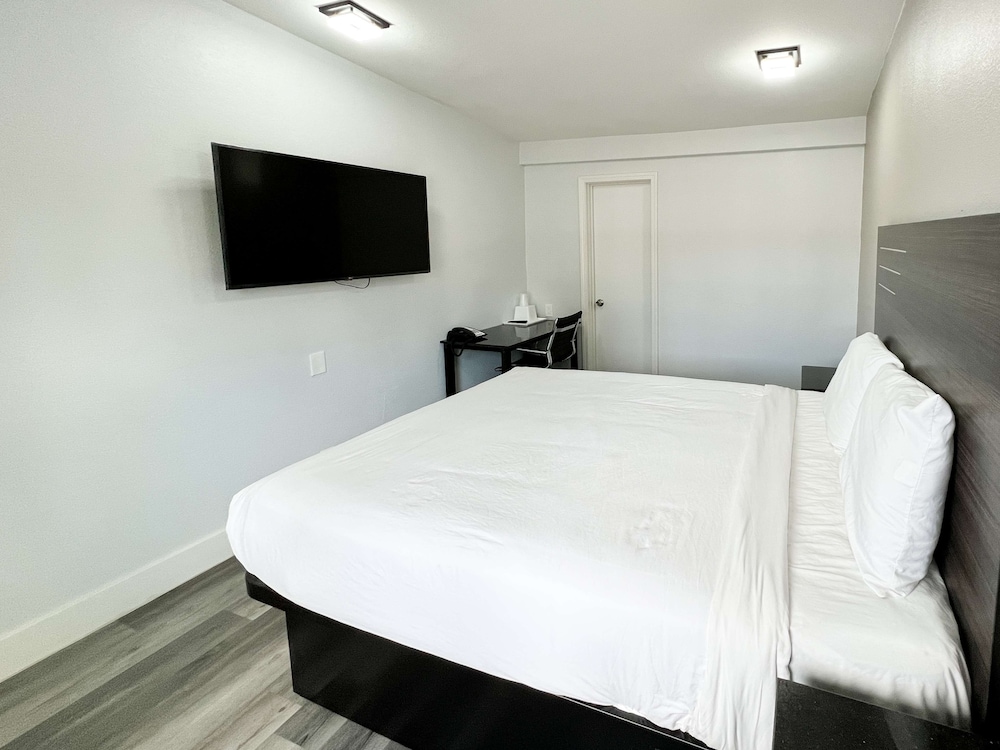 Motel 6 Santa Cruz CA - photo 7