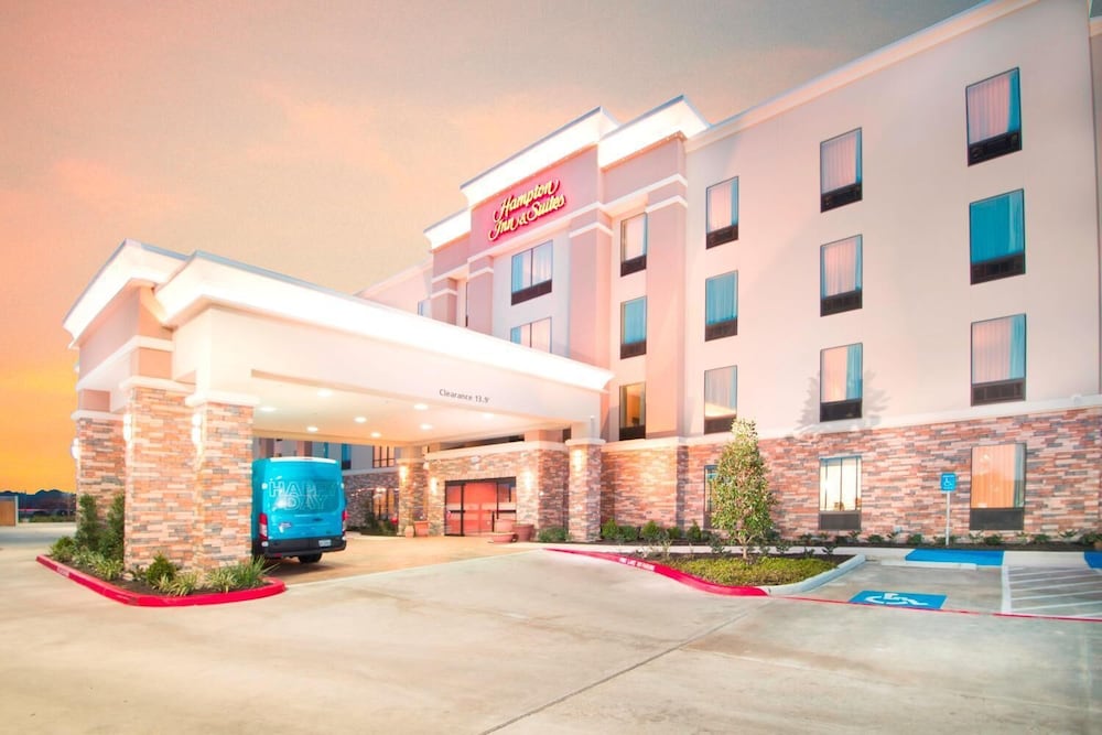 Hampton Inn & Suites La Porte - photo 43