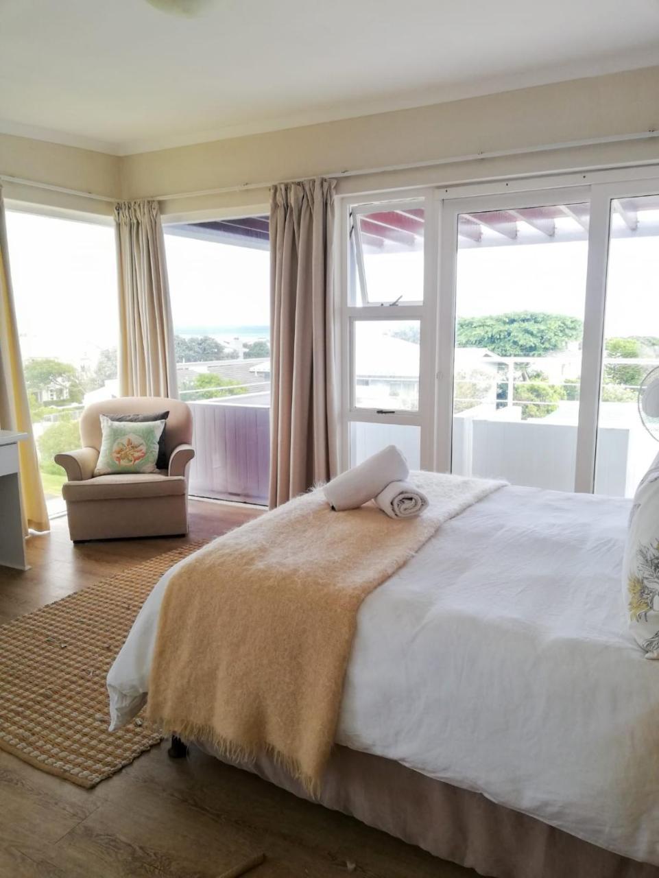 Akwa - carbon neutral hotel in Hermanus