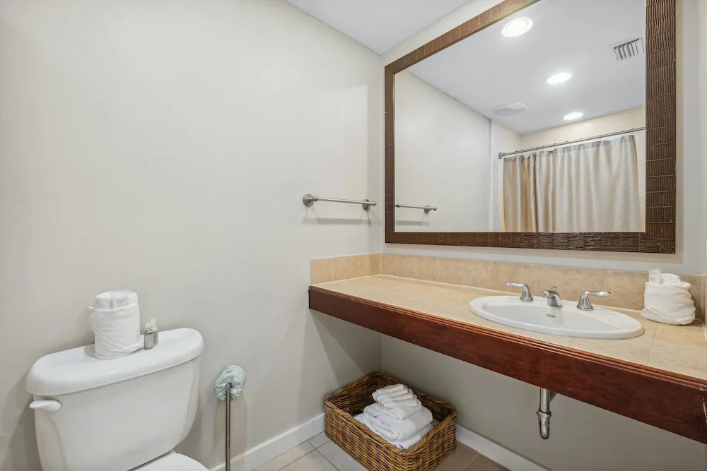 Luau Tower Two by Panhandle Getaways - photo 8