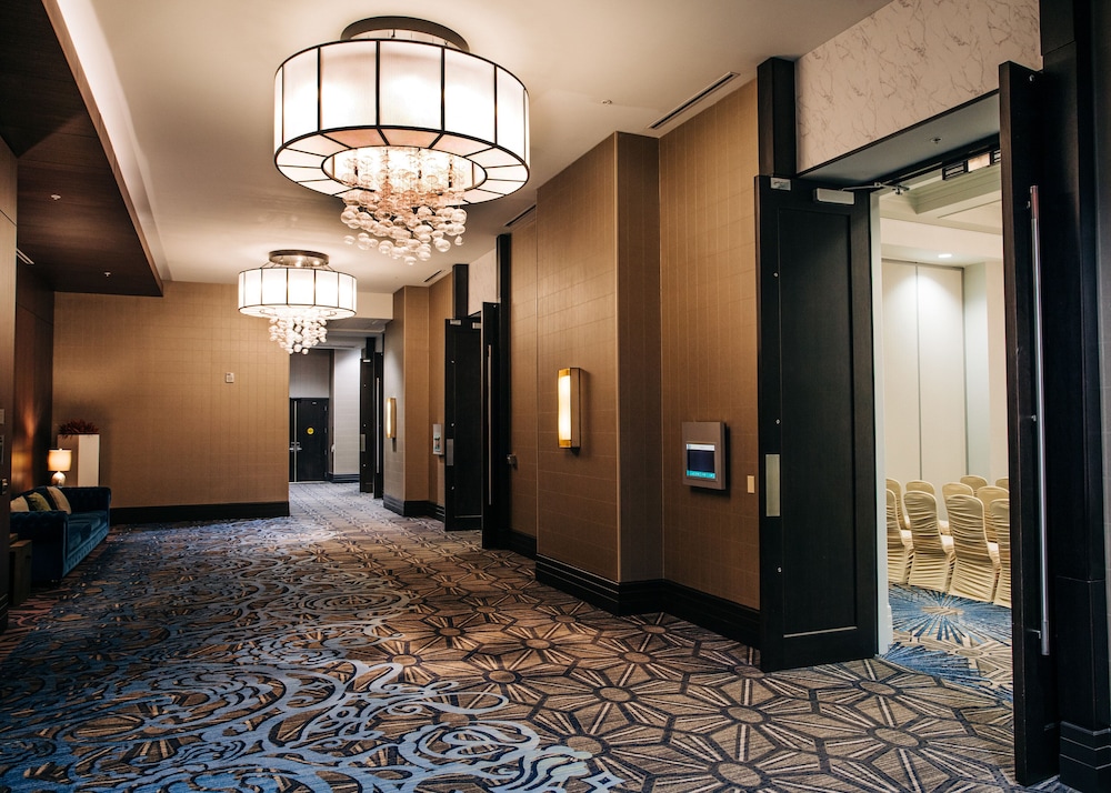 Embassy Suites Louisville Downtown - photo 76