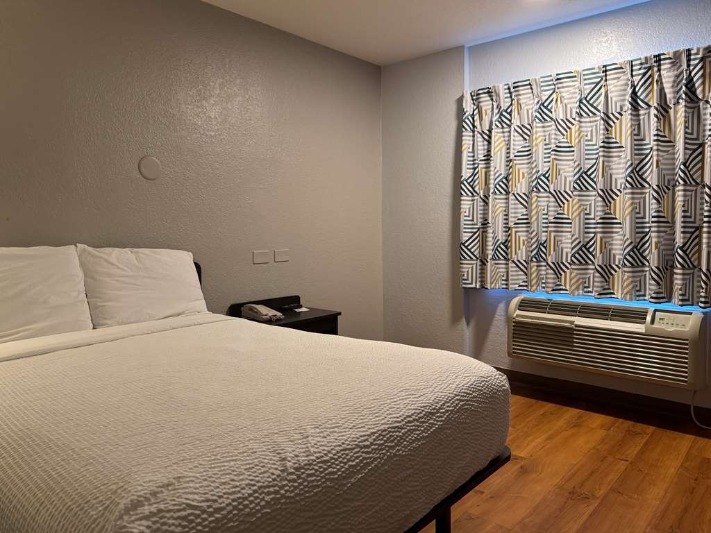 Motel 6 Simi Valley CA - photo 10