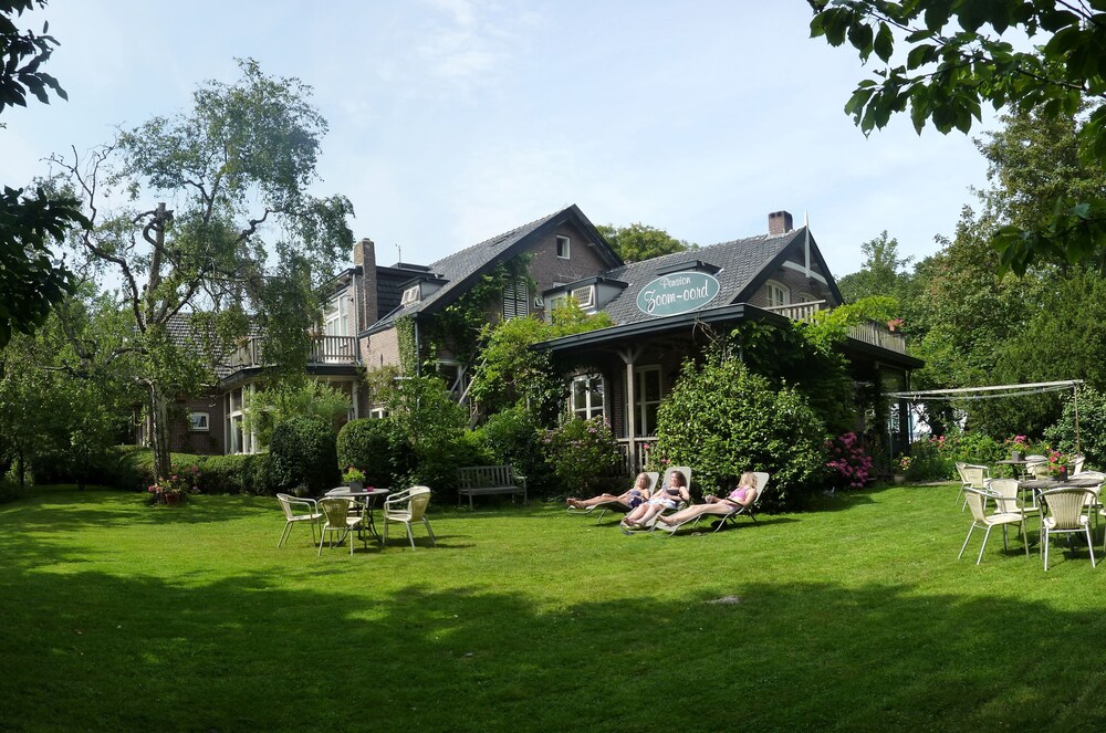 Hotel Pension Zoom Oord — hotel in Renesse