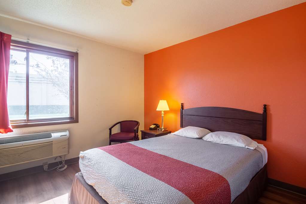 Motel 6 Saukville WI - photo 9