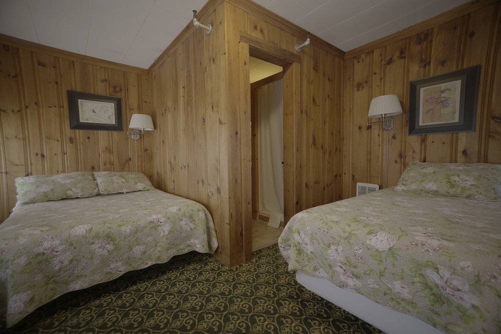 Betty Doon Hotel - photo 83