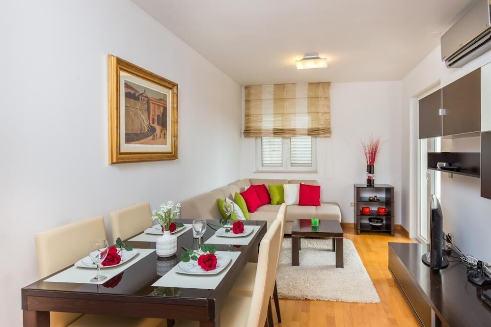 Apartment Buby