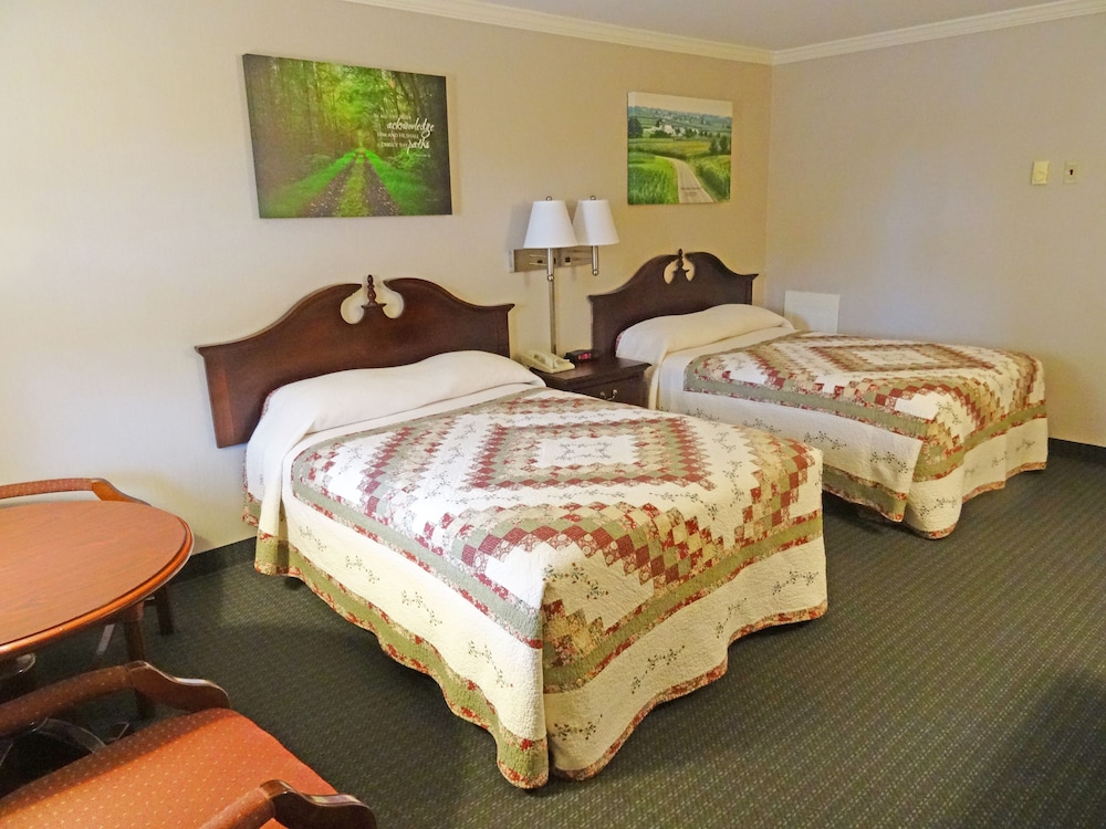 Amish Country Motel - photo 6