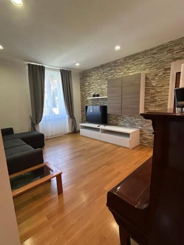 Appartamento Alba — 4-Star Luxury Hotel in La Spezia, Italy