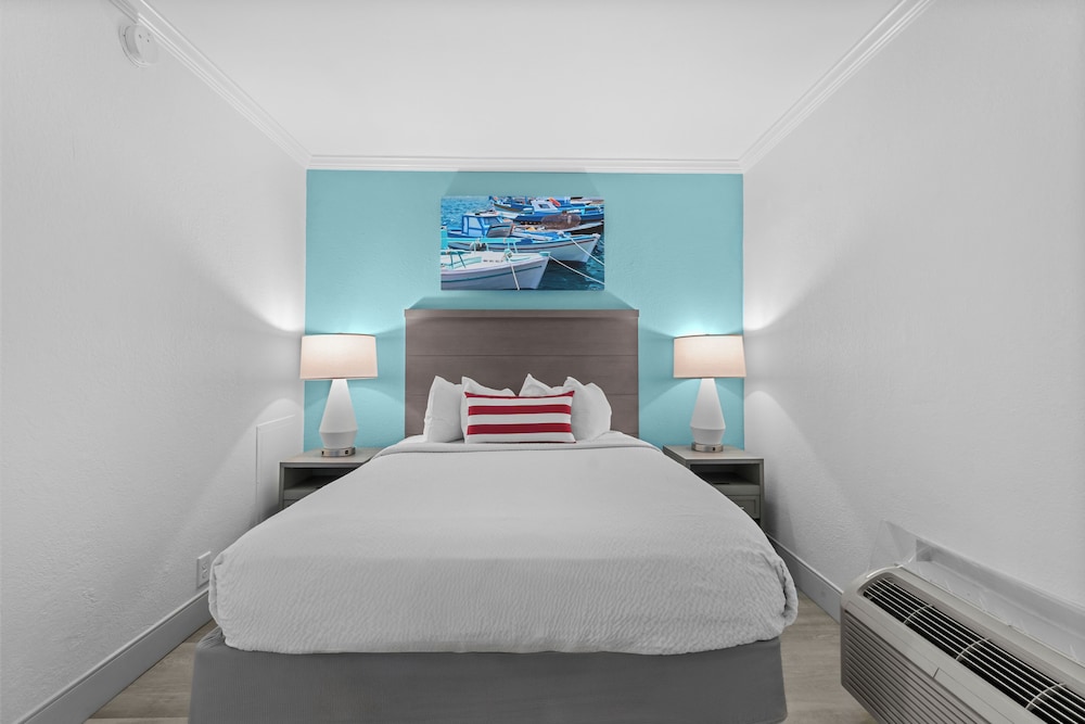 Compass Cove Resort - photo 103