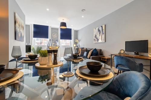 WhiskAwayStays Victoria House Apartment 3 — 4-Star Luxury Hotel in Worcester, United Kingdom