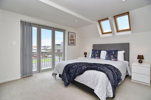 Regents 94 Christchurch Holiday Homes — 4-Star Luxury Hotel in Christchurch, New Zealand
