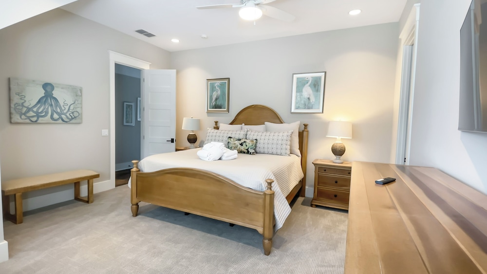 147 N. Sea Pines Dr. at The Sea Pines Resort - photo 3