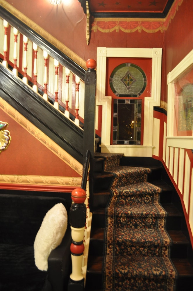 The Mardi Gras House - photo 70