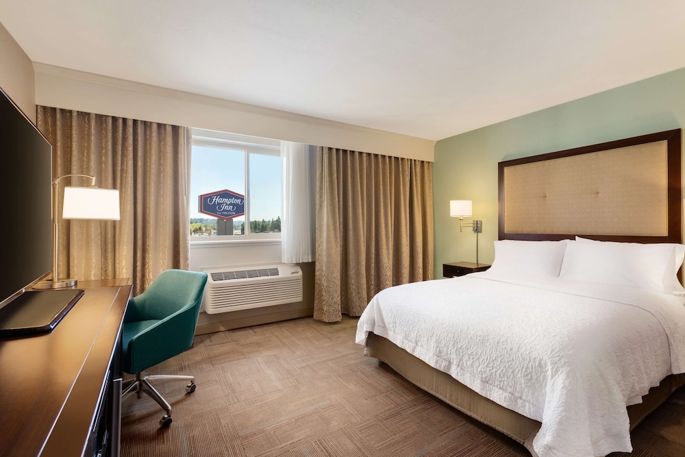Hampton Inn Clackamas - photo 12