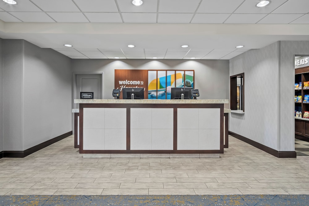 Hampton Inn & Suites Trophy Club Fort Worth North - photo 5