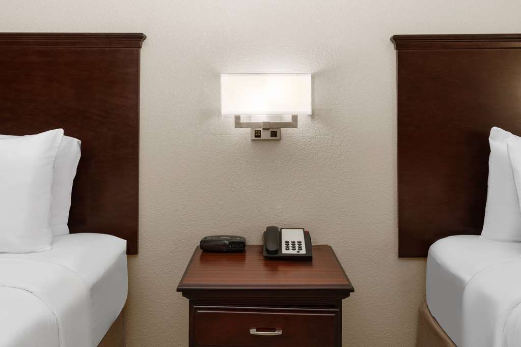 Baymont by Wyndham Houston Brookhollow - photo 13