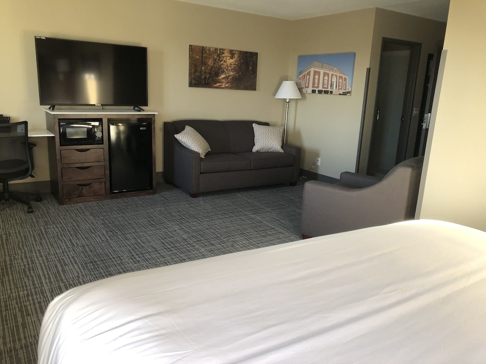 Cobblestone Inn & Suites Trenton - photo 5