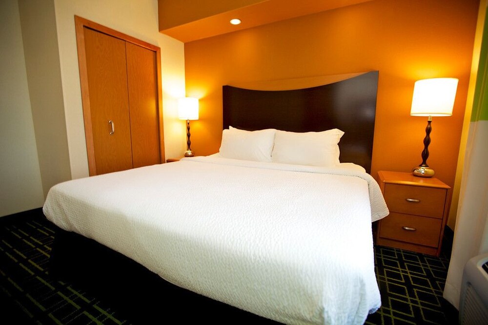 Fairfield Inn & Suites by Marriott Santa Maria - photo 6