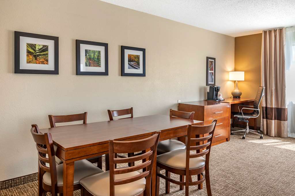 Comfort Inn La Porte - photo 17