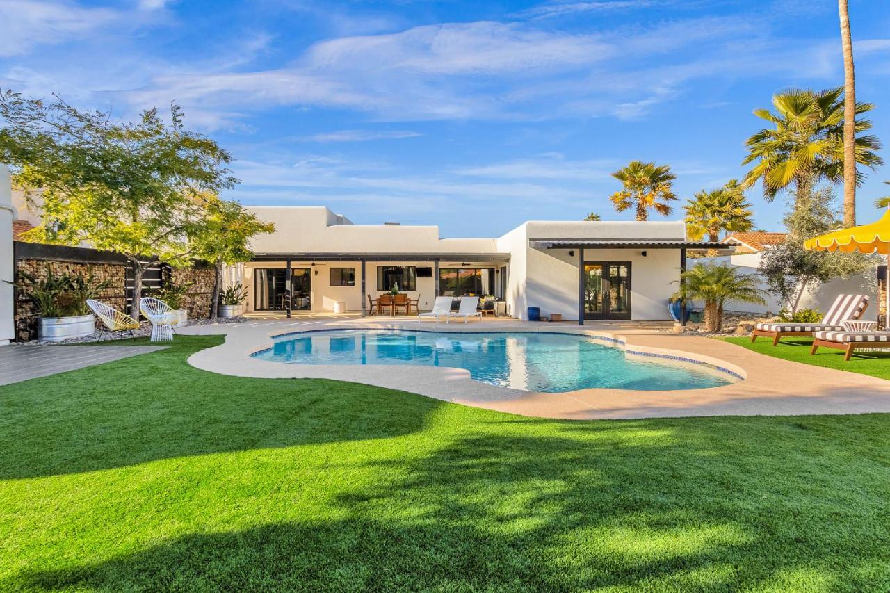 Wanderlust Oasis - carbon neutral hotel in Scottsdale