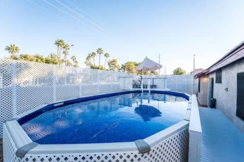 Private Oasis with Pool - last minute hotel in Las Vegas