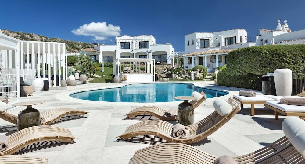 SAstore - carbon neutral hotel in Olbia