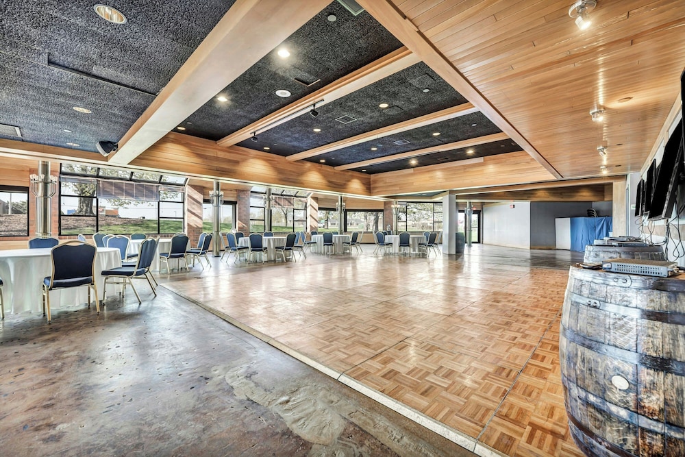 Delta Hotels by Marriott Mount Pleasant - photo 106