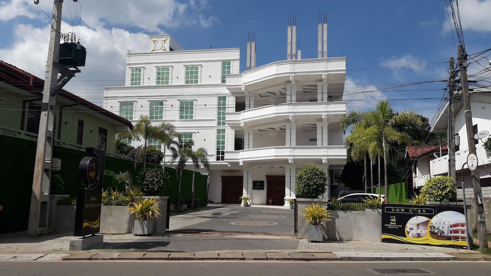 Hotel Akashayaam in Negombo, Sri Lanka