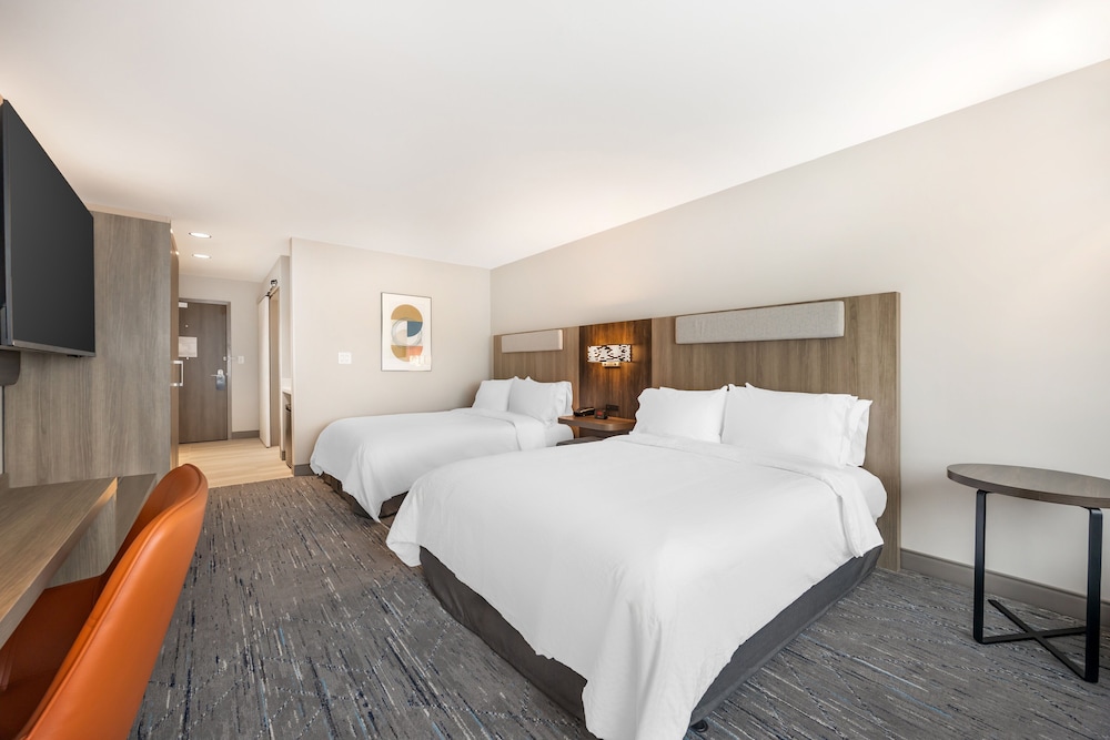 Holiday Inn Express & Suites Nashville West End Univ Area by IHG - photo 12
