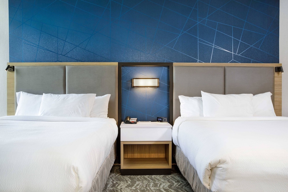 SpringHill Suites by Marriott Topeka Southwest - photo 11