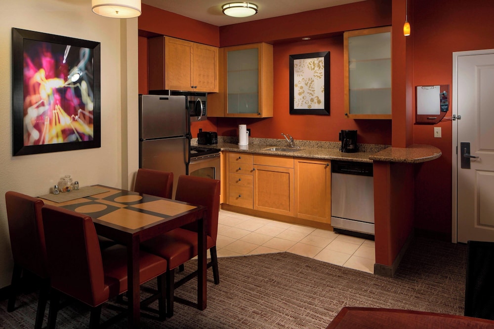 Residence Inn by Marriott Melbourne - photo 7