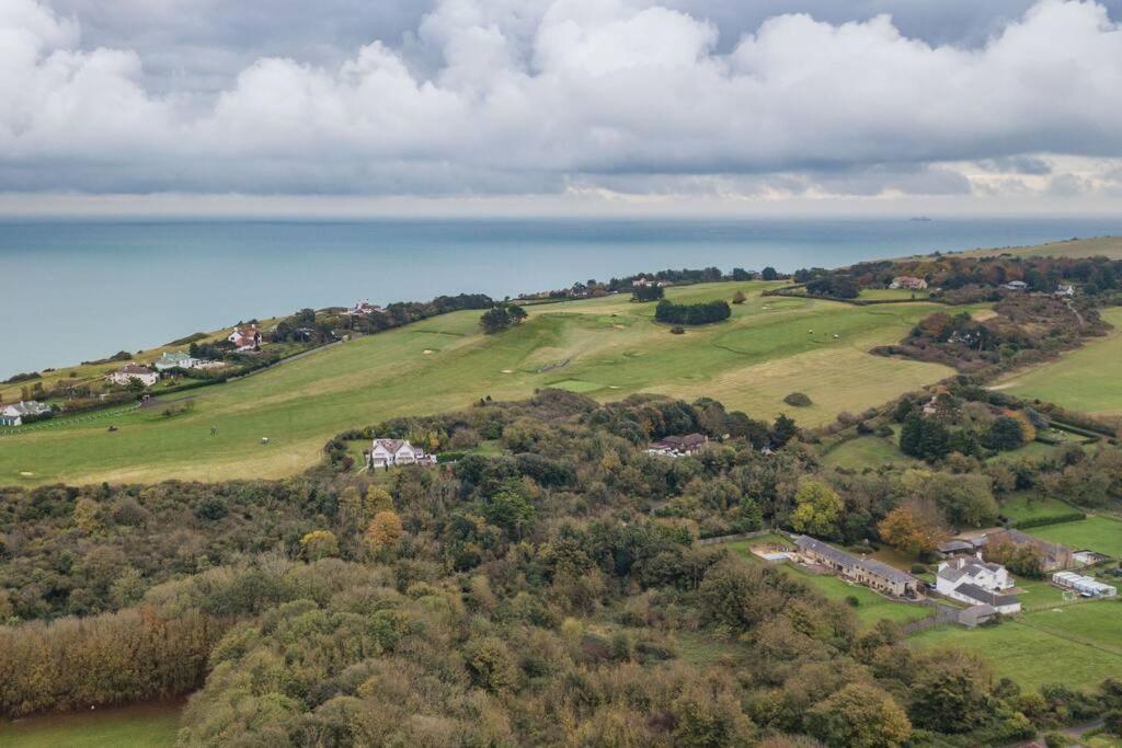 Bowden Lodge — 4-Star Luxury Hotel in Deal, United Kingdom