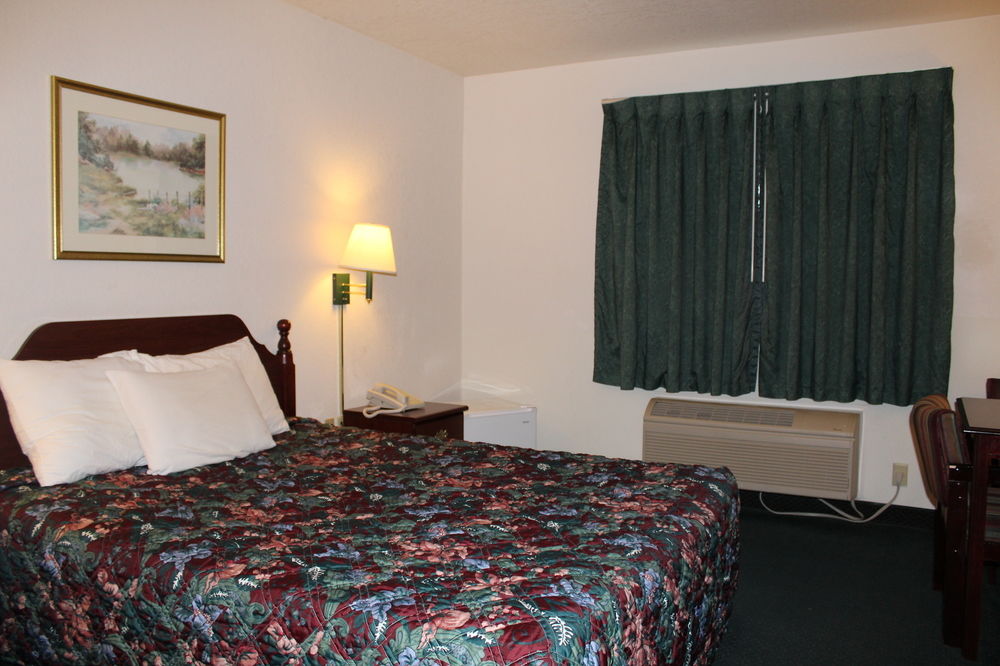 Cumberland Inn & Suites - photo 9