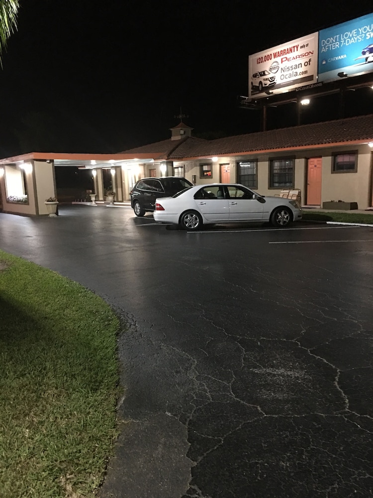 Silver Princess Motel - photo 30